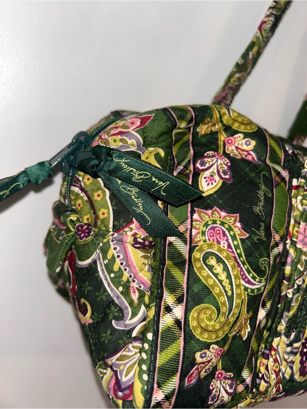 Vera Bradley Vintage Green Quilted Shoulder Bag - Picture 3 of 5